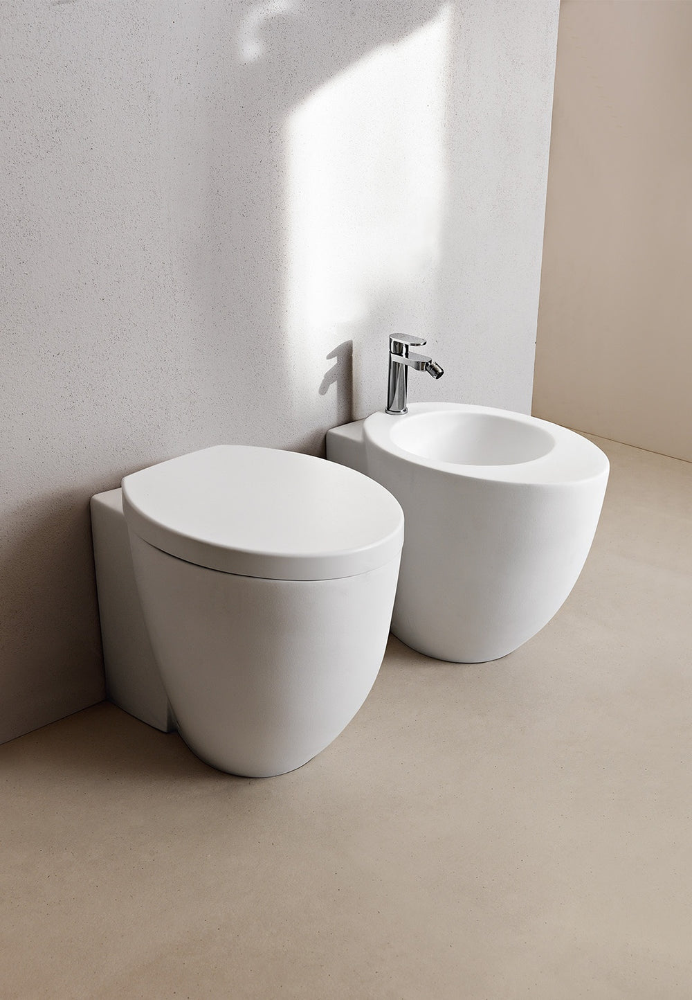 BACK-TO-WALL FLOOR WC LE GIARE - art. LGVA